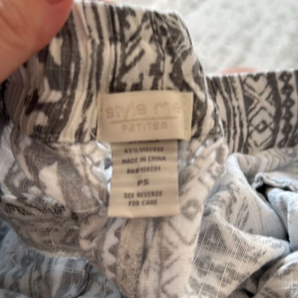 Style Me Gray and White Patterned Pants - Picture 6 of 7